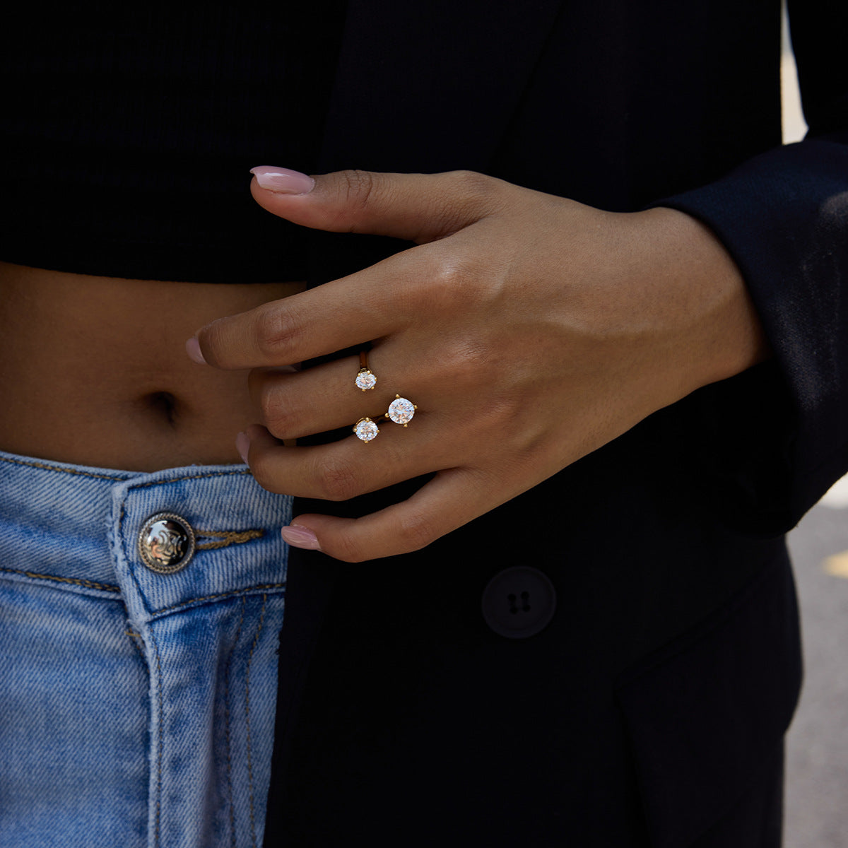 Bague ajustable plaqué or 18k et zircons scintillants