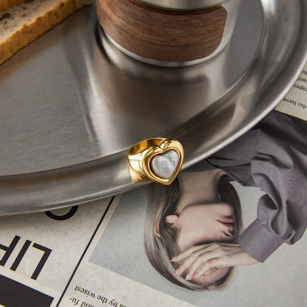 Bague acier inoxydable avec cœur de nacre