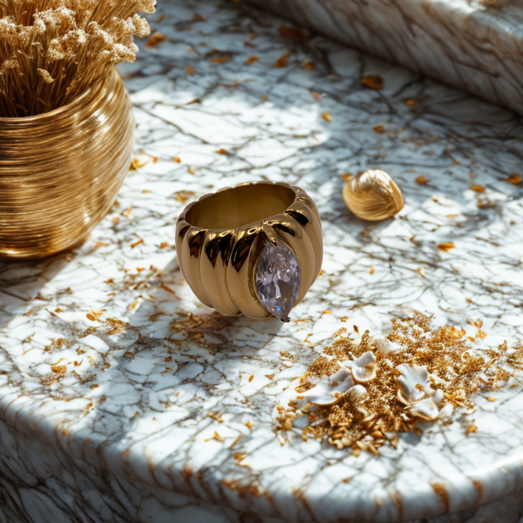 Bague classe acier inoxydable avec zircon brillant